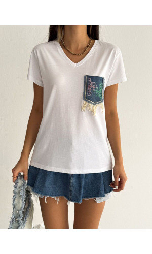 Kot Cep Desenli V-Yaka T-Shirt