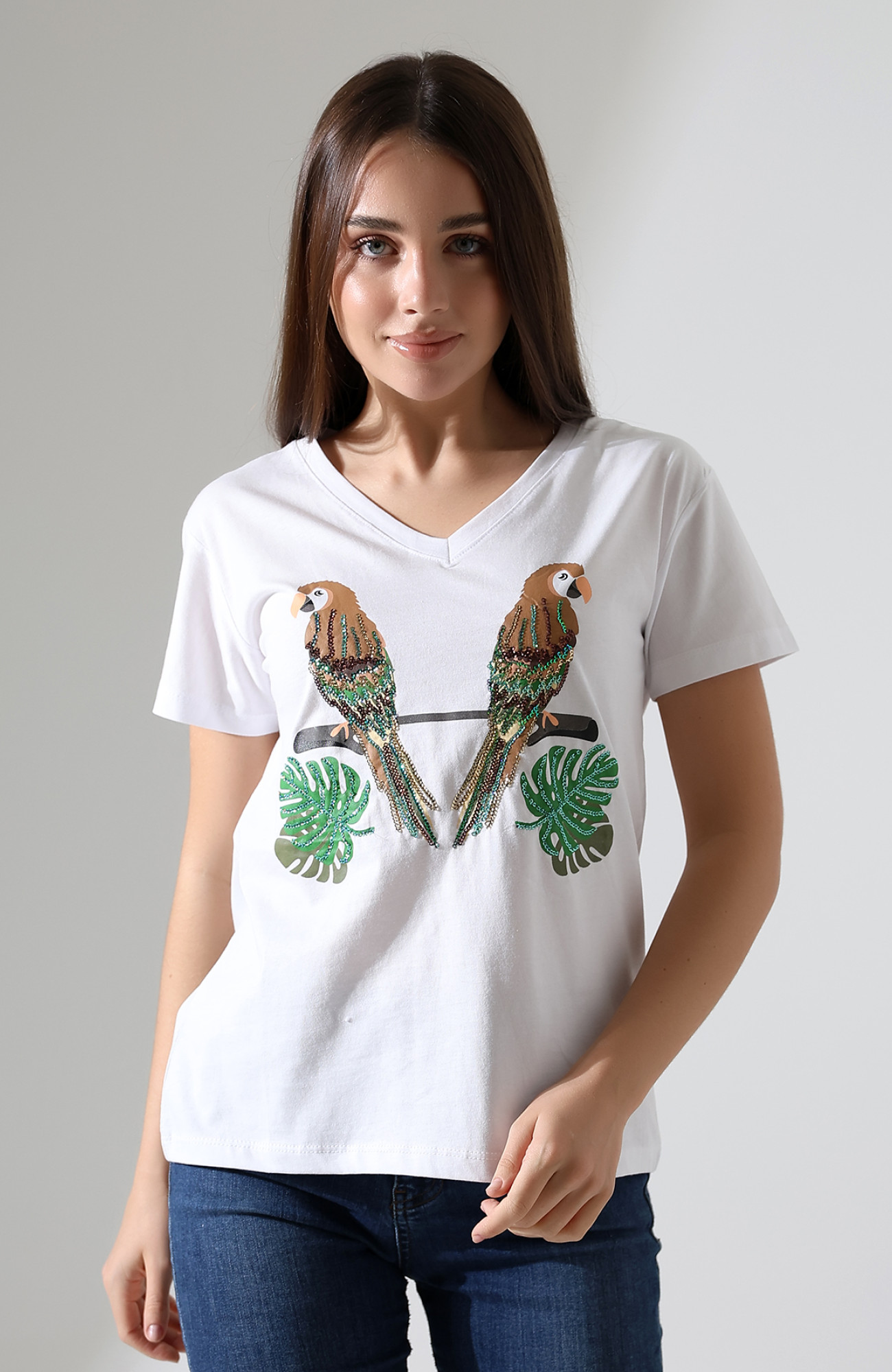 Kuşlar Desenli V-Yaka T-Shirt Kuşlar Desenli V-Yaka T-Shirt